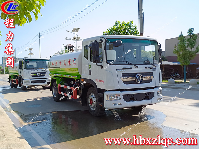 程力集團東風(fēng)D9灑水車發(fā)車前往內(nèi)蒙古通遼市，為內(nèi)蒙抗旱救災(zāi)盡一份力！